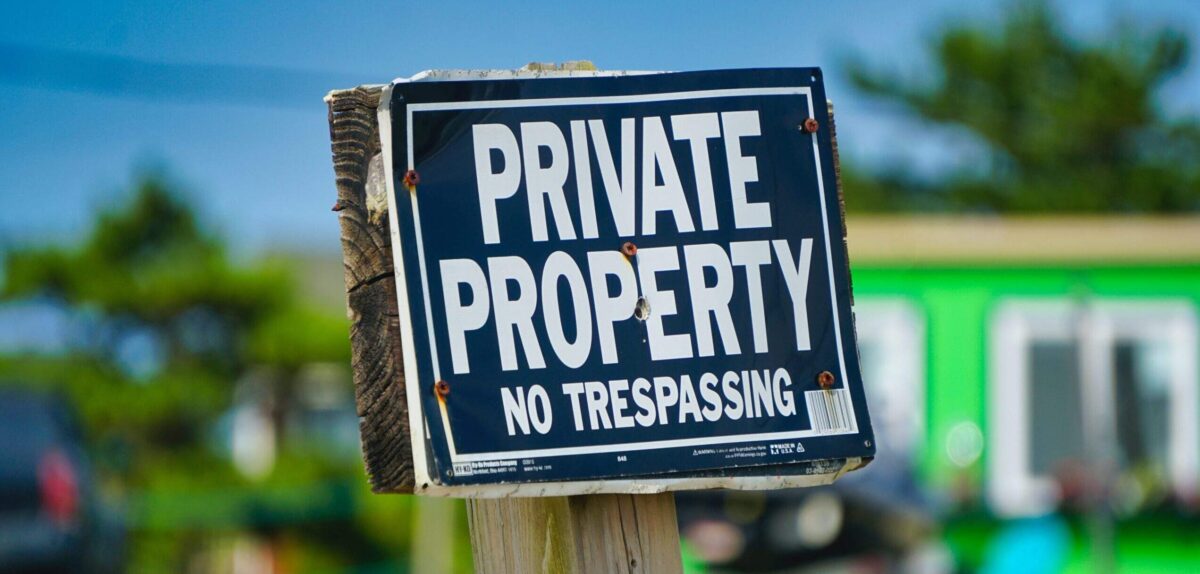 private property no trespassing sign